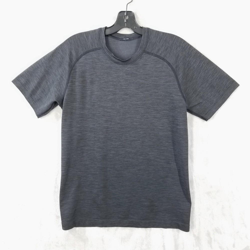 Lululemon Metal Vent Tech Short Sleeve T-Shirt Gray Mens Size M Gym Yoga